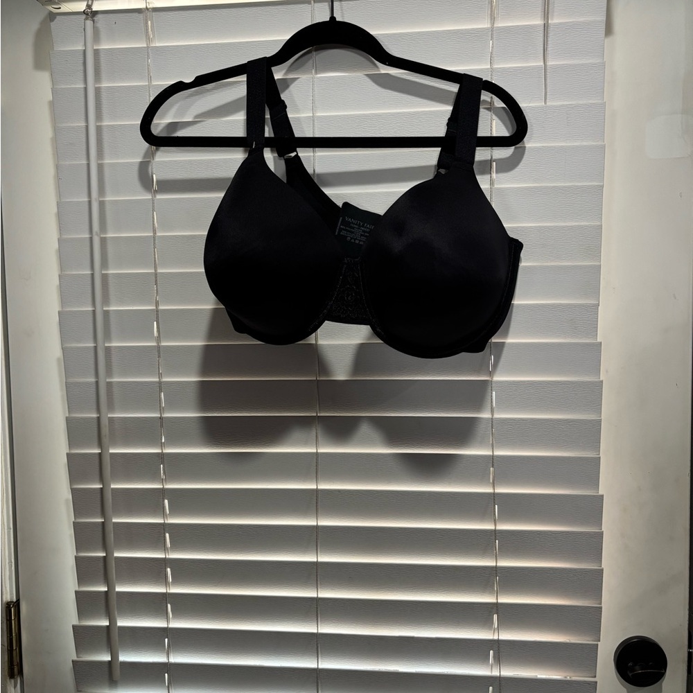 Vanity Fair Black Full-Coverage Bra Intimates